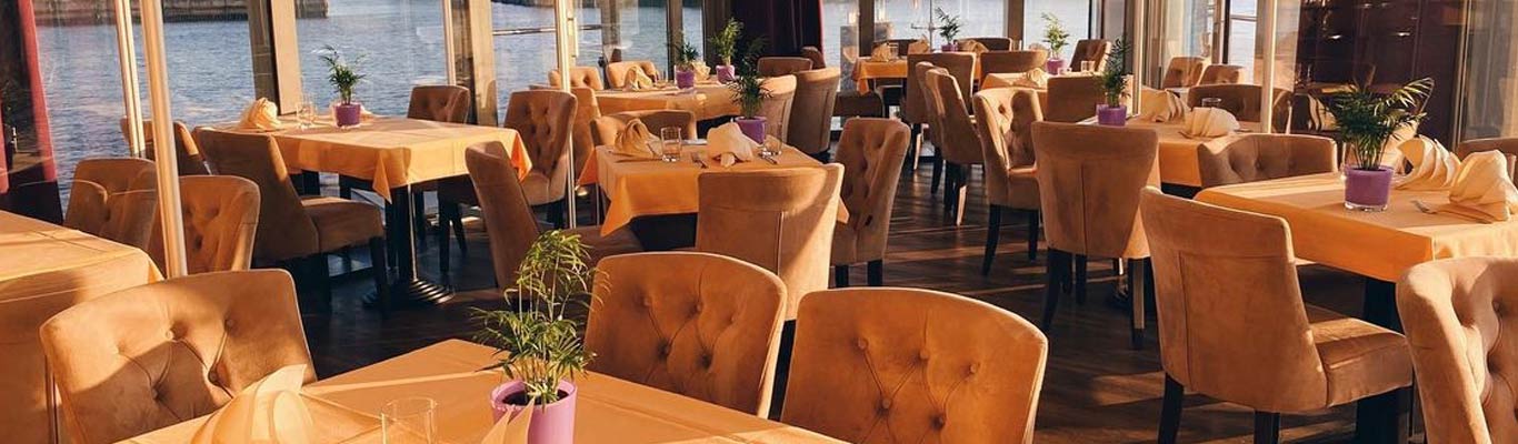 Restaurant Stricker's Kehr Wieder Spitze: Hamburg ganz(s) weihnachtlich Menü