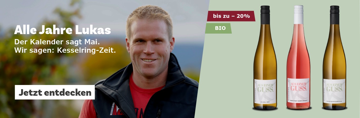 Winzer Foto und 3 Weinflaschen