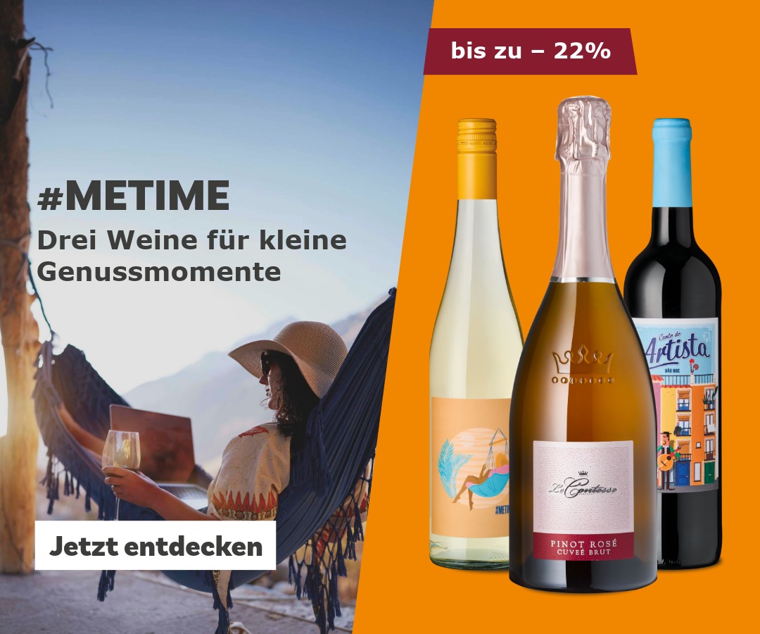 Bild von Weinen und einer Frau in einer Hängematte