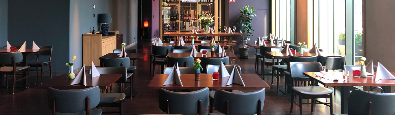 Chinesischer Genusstempel in der neuen Mitte Altona Weinverkostung Ambiente in edlem Restaurant.