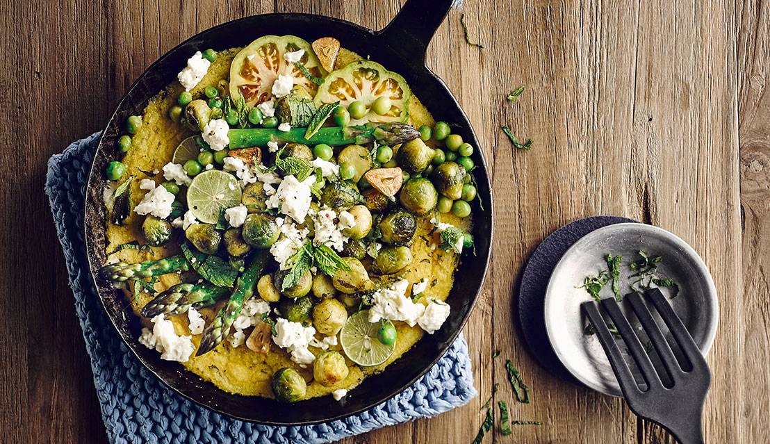 Polenta mit Minze, Rosenkohl und Schafskäse Rezept Polenta